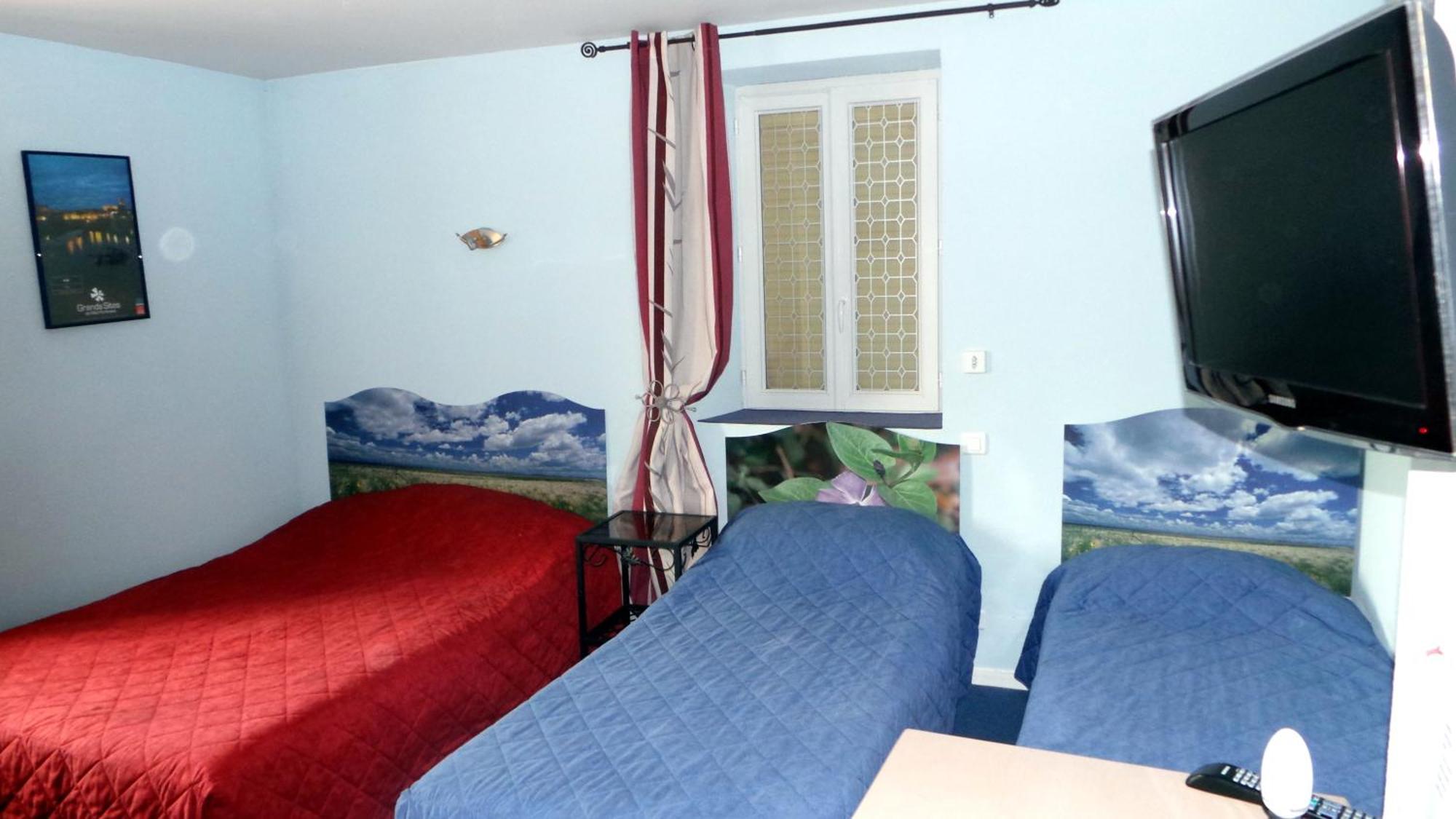 Hotel Le Gambetta Carmaux Szoba fotó