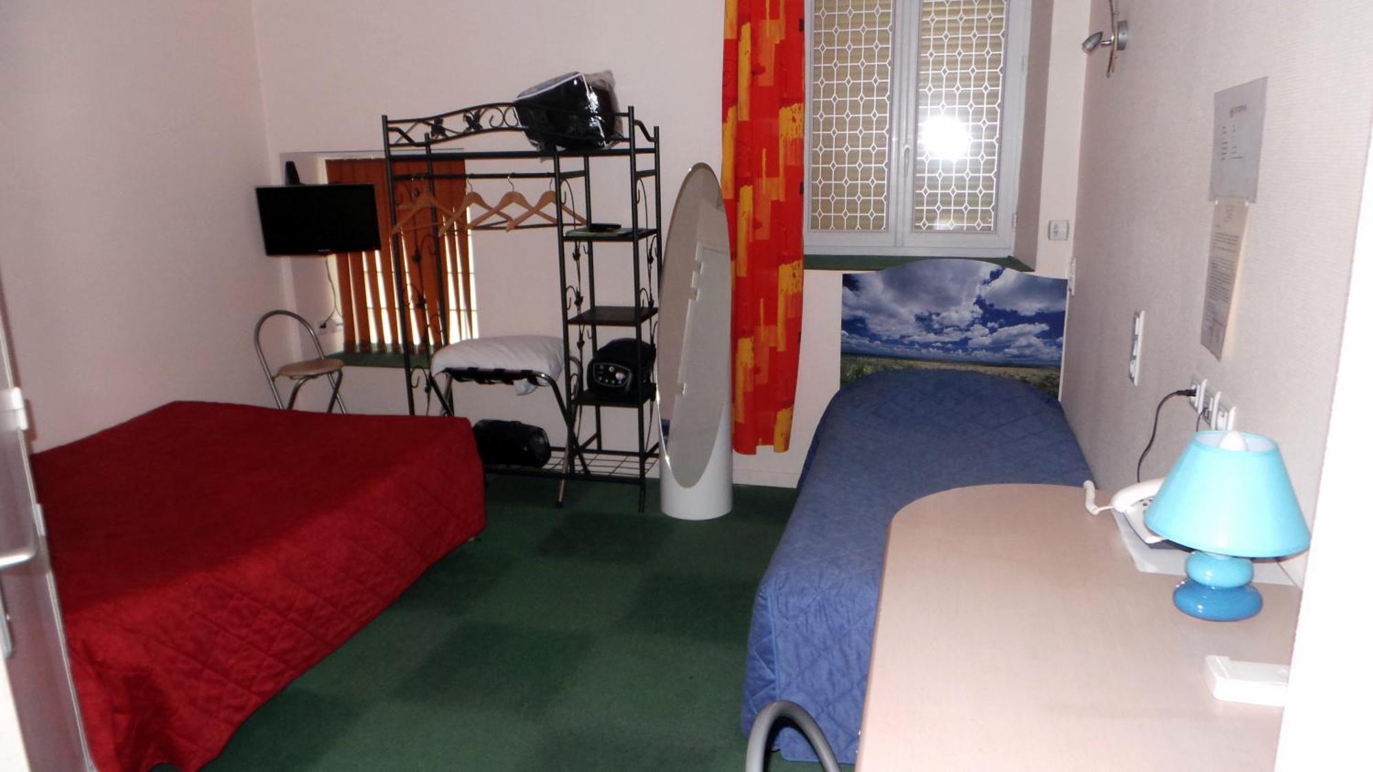 Hotel Le Gambetta Carmaux Szoba fotó