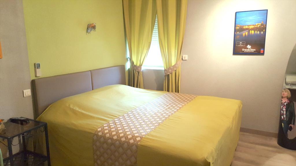 Hotel Le Gambetta Carmaux Kültér fotó