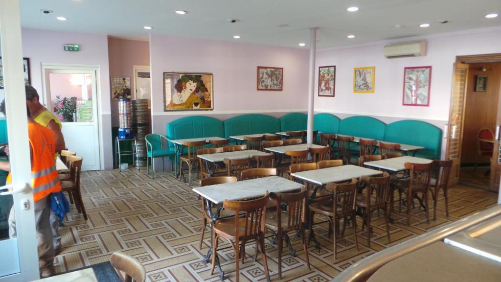 Hotel Le Gambetta Carmaux Kültér fotó